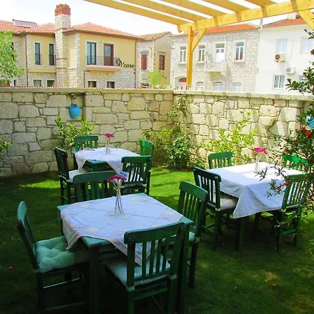 Ada * Alaçatı